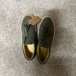 Women's Olive Loafers